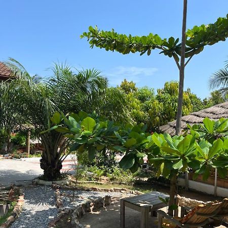 African Treasure Beach Resort Kokrobite Exterior photo