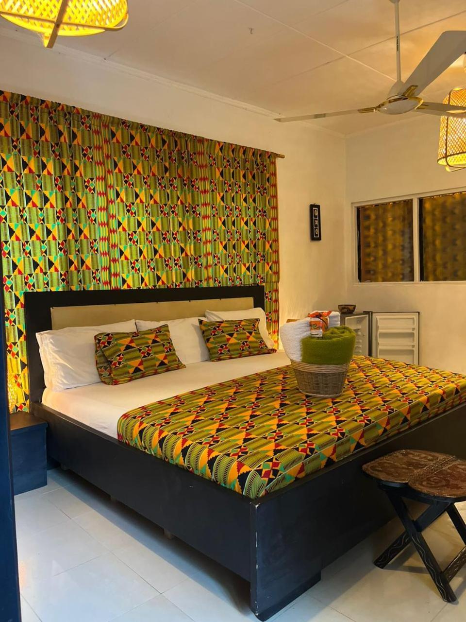 African Treasure Beach Resort Kokrobite Exterior photo