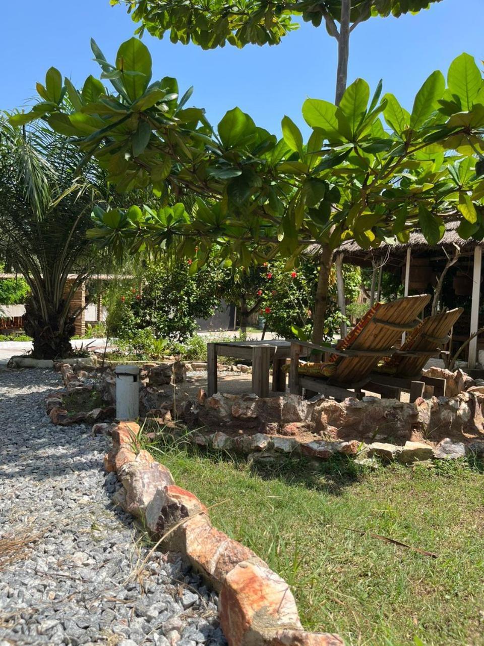 African Treasure Beach Resort Kokrobite Exterior photo