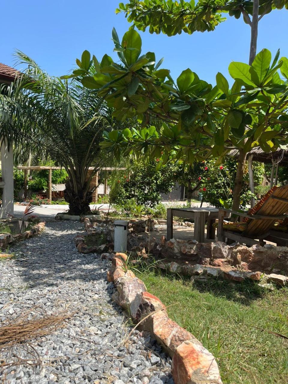 African Treasure Beach Resort Kokrobite Exterior photo