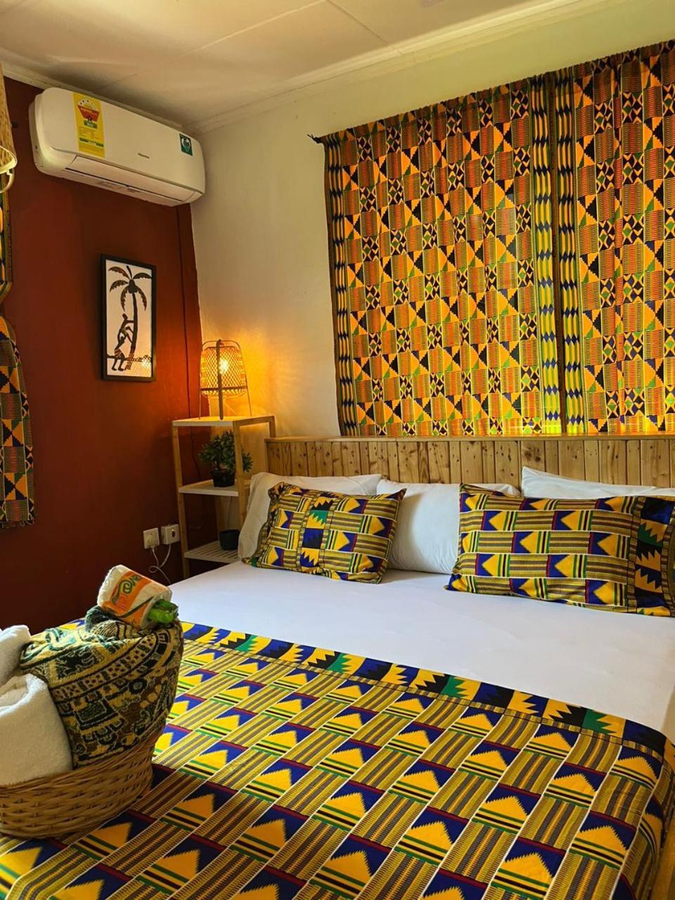 African Treasure Beach Resort Kokrobite Exterior photo