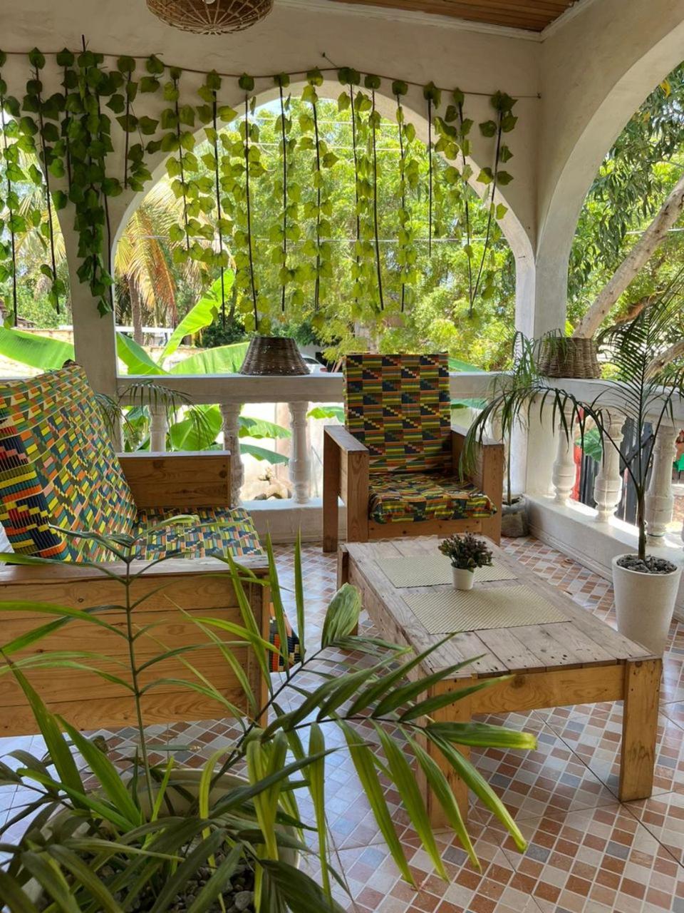 African Treasure Beach Resort Kokrobite Exterior photo